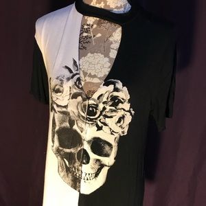 Deep v-neck half black half white tee